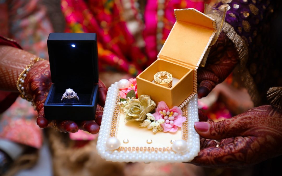 Insight On Choosing Antique Wedding Rings